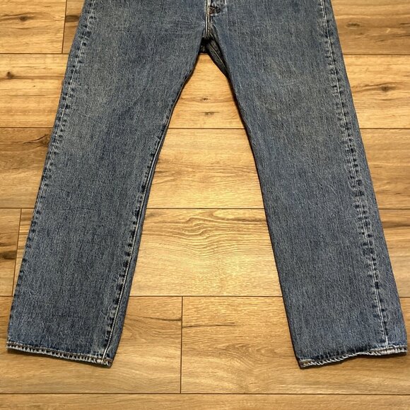 Men's Levis 501 Original Fit Denim Jeans SZ 38x30 Blue Button Fly Modern Red Tab - Picture 3 of 10